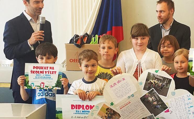 Děti obdarovaly naši planetu, v soutěži vyhrála třída ze ZŠ Čtyřlístek