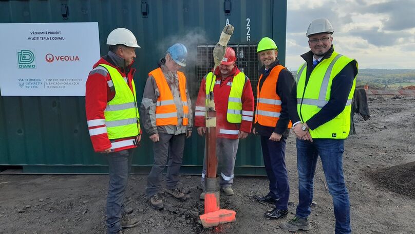 Veolia, DIAMO a VŠB-TUO testují využití tepla z prohořívající haldy v Ostravě